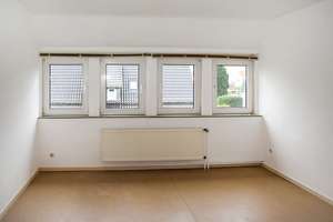 Staufenberg - Landwehrhagen: Ein-/ Zweifamilienhaus mit vielfältigen Gestaltungsmöglichkeiten! – Die vollständige Adresse der Immobilie erhältst du vom Anbieter., 34355 Staufenberg – Vorschaubild 6