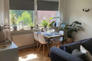 Wohnen mit Charakter: Zwei-Zimmer-Wohnung in Oldenburg-Bürgerfelde