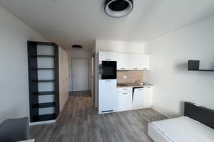 Neubau‑Studentenapartment | Vollmöbliert | Balkon | Erstbezug |  Nähe Uni / FH (Campus Bahnmuseum) – Firnhaberstraße 20, 86159 Hochfeld, Augsburg – Vorschaubild 1