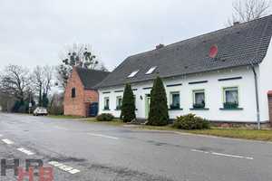 Vierseitenhof -  Falkenhagen in der Uckermark mit der Option auf zusätzlichen 5,6 Hektar. – Uckermark (Kreis) – Vorschaubild 2