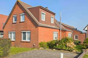 Harmonisches Einfamilienhaus mit viel Platz in Küstennähe! – Die vollständige Adresse der Immobilie erhältst du vom Anbieter., 26409 Wittmund – Vorschaubild 1