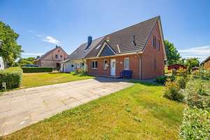 Doppelhaushälfte in Feldrandlage in Krummbek/Ratjendorf – Die vollständige Adresse der Immobilie erhältst du vom Anbieter., 24217 Krummbek – Vorschaubild 18