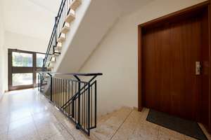 Sofort frei - Sanierte 3 Zimmer-Wohnung (83qm) mit EBK, Terrasse und Balkon in Untertürkheim – Rotenberger Steige 2, 70327 Gehrenwald, Stuttgart – Vorschaubild 47