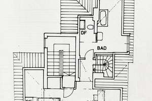 Außergewöhnliche Wohnung im Maisonette-Stil mit Kamin, 2 Bädern & 4 Zimmer Potential auf knapp 100qm – Manlichstr. 5, 86154 Links der Wertach-Süd, Augsburg – Vorschaubild 13
