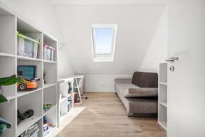 Energieeffizientes Kapitänshaus mit Dachterrasse in ruhiger Lage von Laboe – Die vollständige Adresse der Immobilie erhältst du vom Anbieter., 24235 Laboe – Vorschaubild 39