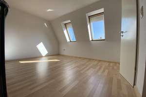 Charmante 2,5-Zimmer-Maisonette mit Galerie & Süd-Loggia in Neue Neustadt – Moritzstraße 2a, 39124 Neue Neustadt, Magdeburg – Vorschaubild 9