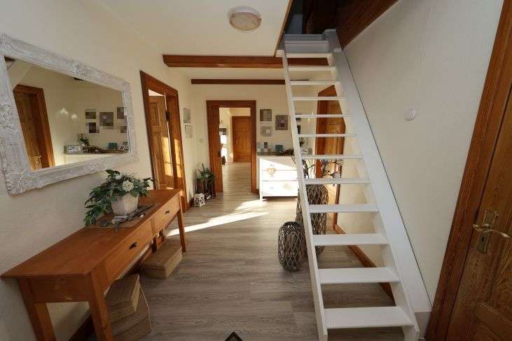 Immobilie in Dörpling - Ehemalige, modernisierte Dorfschule mit Doppelhauskonzept auf idyllischem Grundstück in Dörpling b.  - Bild 16