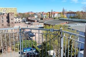 *ERSTBEZUG NACH SANIERUNG * SCHICKE 3-RAUM-WOHNUNG MIT BALKON, EINBAUKÜCHE UND STELLPLATZ – Lübecker Str. 90 a, 39124 Neue Neustadt, Magdeburg – Vorschaubild 2
