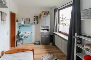 Viel Platz: Gepflegter Bungalow mit Garten, einer Garage und Freistellplatz – Nordfriesland (Kreis) – Vorschaubild 8