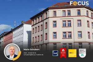 Anger Crottendorf - schöne kleine 3-Raumwohnung mit toller Einbauküche und Tageslichtbad