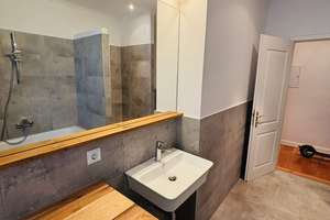 Renovierte 2-Zimmer Wohnung mit 2 Balkonen im 3. OG am Boxhagener Platz – Krossener Straße 26, 10245 Friedrichshain, Berlin – Vorschaubild 7