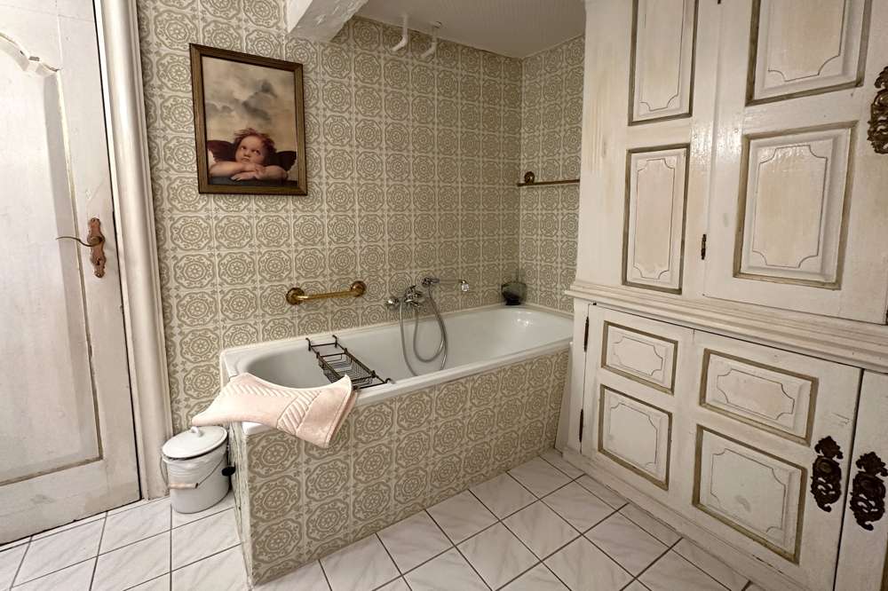 Immobilie in Klanxbüll - Reetdachhaus mit viel Charme auf einem idyllisch und ruhig gelegenen Grundstück - Bild 0