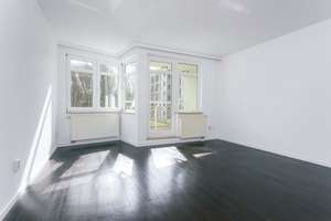Bezugsfreie 2-Zimmerwohnung mit Balkon in Potsdam Süd zu verkaufen