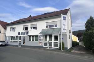 10 - Jahres Mietvertrag! Sicheres Investment! TOP Wohn- und Geschäftshaus in Kronach / Neuses – Die vollständige Adresse der Immobilie erhältst du vom Anbieter., 96317 Kronach – Vorschaubild 1