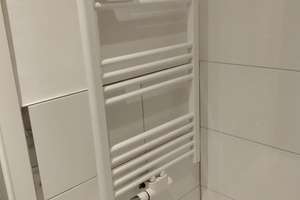 Zuhause mit 2 Zimmern, Einbauküche, Badezimmer,West-Loggia zum ruhigen Innenhof  in  Düsseldorf Bilk – Mecumstraße 31, 40225 Bilk, Düsseldorf – Vorschaubild 9