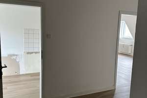 Frisch renovierte 3-Zimmer Wohnung im 2. OG in Bielefeld-Innenstadt – Beckhausstraße 1, 33611 Mitte, Bielefeld – Vorschaubild 4