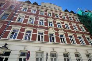 Großzügige und vermietete 2-Zi. mit Laminat, Balkon, EBK und Wanne in zentraler Lage – Die vollständige Adresse der Immobilie erhältst du vom Anbieter., 9130 Sonnenberg, Chemnitz – Vorschaubild 2