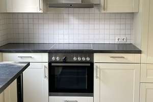 Auf der Gänsheide in Waldnähe - Schöne 4,5 Zimmerwohnung mit Balkon und traumhafter Aussicht – Stälinweg 0, 70186 Gänsheide, Stuttgart – Vorschaubild 13