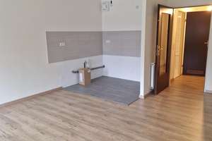 Gute Infrastruktur - tolle Wohnung – Klingenberger Straße 15, 1187 Plauen (Stadtteil), Dresden – Vorschaubild 13