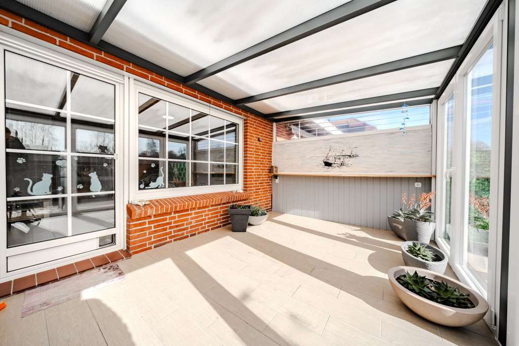 Immobilie in Westoverledingen - Charmantes Reihenmittelhaus mit Sommergarten, Studio im Spitzboden und Terrasse - Bild 3