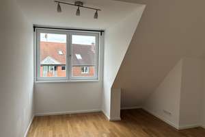 Wunderschöne Penthouse Maisonette Wohnung in Südstadt SEHR HELL/ EBK / SAUNA  – Quirinstraße 11-13, 50676 Altstadt/Süd, Köln – Vorschaubild 4
