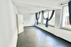 Exklusive 4,5-Zimmer Wohnung mit Terrasse und modernisiertem Badezimmer – Münzstr. 19, 47051 Altstadt, Duisburg – Vorschaubild 4