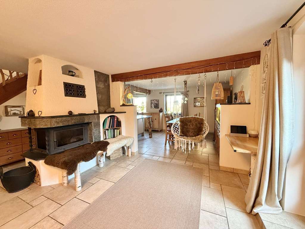 Immobilie in Mulda/Sachsen - Kernsaniertes Doppelhaushälfte mit Gartenparadies - Bild 2