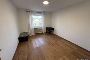 3 Zimmer-Wohnung mit Einbauküche in bester Lage mit U-Bahn-Nähe und Nähe zum Olympiapark – Die vollständige Adresse der Immobilie erhältst du vom Anbieter., 80809 Am Riesenfeld, München – Vorschaubild 2