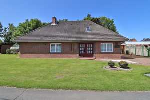 Liebevoll gepflegter Bungalow mit Wintergarten, großem Garten, Carport, Garage und Ausbaureserve – Nordfriesland (Kreis) – Vorschaubild 12