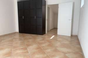 Moderne 2,5-Zimmer-Souterrainwohnung mit hochwertiger Einbauküche und sonniger Terrasse – Die vollständige Adresse der Immobilie erhältst du vom Anbieter., 81249 Lochhausen, München – Vorschaubild 8