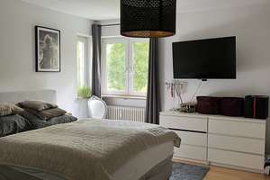 Große & helle 96m² 3-Zi. Wohnung mit EBK + großzügiger Terrasse & Balkon  – Karl-Marx Ring 134, 81737 Neuperlach, München – Vorschaubild 3