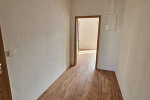 Südbalkon inklusive - drei Zimmer, Küche, Bad! – Arnold-Zweig-Str. 45, 39120 Leipziger Straße, Magdeburg – Vorschaubild 2