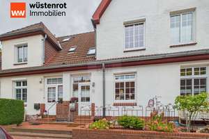 Altbau-Liebe von 1912: Erneuerter Charme & modernes Wohnen im Kaiserin-Viktoria-Viertel in Heppens – Die vollständige Adresse der Immobilie erhältst du vom Anbieter., 26384 Heppens, Wilhelmshaven – Vorschaubild 1