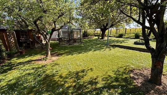 Bild von Familienfreundliches EFH mit Garten, Wintergarten und vielen Extras in ruhiger Lage