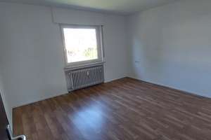Viel Platz in Heilbronn: Saniertes Vier-Zimmer-Apartment mit Balkon – Schongauer Straße 36/1, 74078 Neckargartach, Heilbronn – Vorschaubild 8