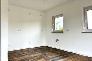 Nur noch wenige Grundstücke: Neubau-Bungalow im Baugebiet „Zur Tränke“ in Top-Grünlage von Thalheim – Zur Tränke 20, 6766 Bitterfeld-Wolfen – Vorschaubild 15
