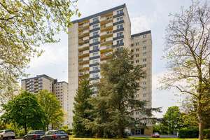 Sehr gepflegte 1 ZKB-Apartment mit Blick ins Grüne in naturnaher Lage von Mainz-Oberstadt – Die vollständige Adresse der Immobilie erhältst du vom Anbieter., 55131 Oberstadt, Mainz – Vorschaubild 2