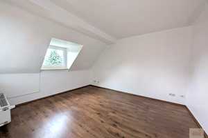 Großzügige Dachgeschoß-Wohnung in Derendorf – Kriegerstr. *, 40468 Düsseldorf – Vorschaubild 5