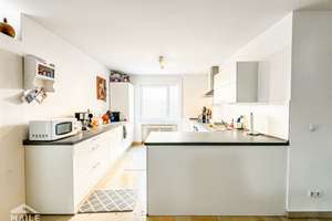 Weitläufige 3-Zimmerwohnung mit großer Terrasse, Doppelgarage und Stellplatz! – Champignystr. 3, 70563 Höhenrand, Stuttgart – Vorschaubild 2