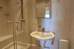 3-Zimmer-Wohnung mit Loggia und Weitblick über Berlin – Fahrstuhl, 2 Stellplätze, Renovierungsobjekt – Die vollständige Adresse der Immobilie erhältst du vom Anbieter., 12349 Buckow, Berlin – Vorschaubild 13