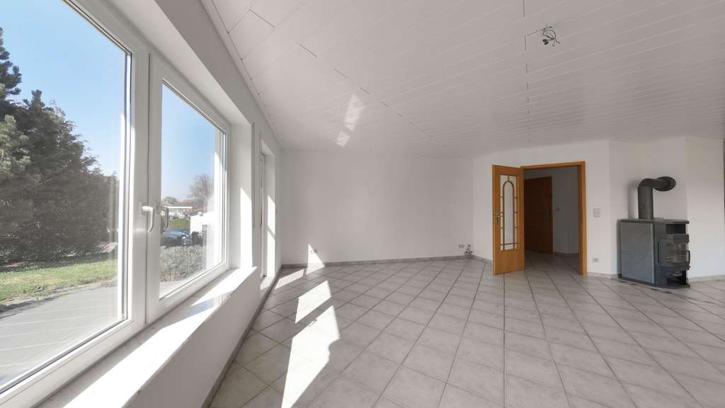 Immobilie in Mögglingen - Traumhaus in Traum-Lage - Zweifamilienhaus in grüner & ruhiger Randlage in Mögglingen - Bild 1