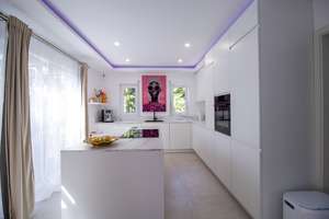 Sofort einziehen: Modernes Einfamilienhaus in ruhiger Ortsrandlage mit hohem Wohnkomfort