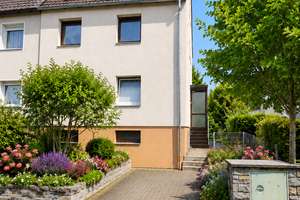** Wohn- und Investmentchance: Mehrfamilienhaus mit großem Garten ** – Die vollständige Adresse der Immobilie erhältst du vom Anbieter., 70327 Luginsland, Stuttgart – Vorschaubild 13