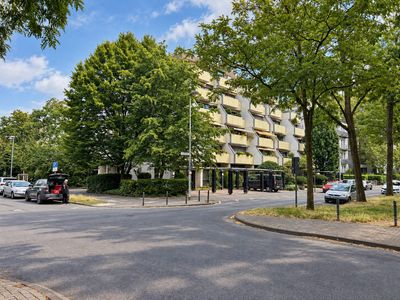 Stadt trifft Grün! 
Eigentumswohnung mit drei Balkonen am Volksgarten!