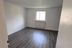 familiengeeignete 3-Zi.-Whg. m. Balkon * ruhige Lage * 74 m² – Feselenstr. 18, 85053 Südost, Ingolstadt – Vorschaubild 4