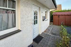 Ideal für Familien: Doppelhaushälfte zum Kauf in ruhiger Spielstraße – Wentzel Dr. – Die vollständige Adresse der Immobilie erhältst du vom Anbieter., 23619 Hamberge – Vorschaubild 2