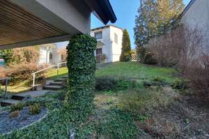 1. Reihe-Aussicht PUR! Unverbaubar neben Landschaftsschutzgebiet! 2 Familienhaus – Die vollständige Adresse der Immobilie erhältst du vom Anbieter., 73733 Neckarhalde, Esslingen am Neckar – Vorschaubild 2