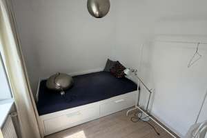 2-Zimmer-Altbauwohnung im 3. OG in Charlottenburg – bezugsfrei! – Kaiser Friedrich Str 47, 10627 Charlottenburg, Berlin – Vorschaubild 6