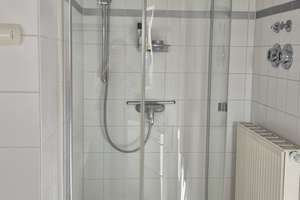 Helle 4 Zi. Wohnung + Dachterrasse + 2 TG Stellplätze – Die vollständige Adresse der Immobilie erhältst du vom Anbieter., 89287 Bellenberg – Vorschaubild 14