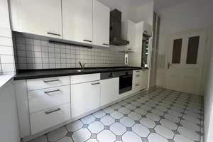 Stuttgart-Mitte, 5 Zimmer Wohnung ab sofort, WG-geeignet – Werastraße 6, 70182 Diemershalde, Stuttgart – Vorschaubild 1